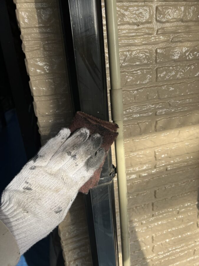 八王子市-アパート外壁屋根塗装工事雨樋下地処理