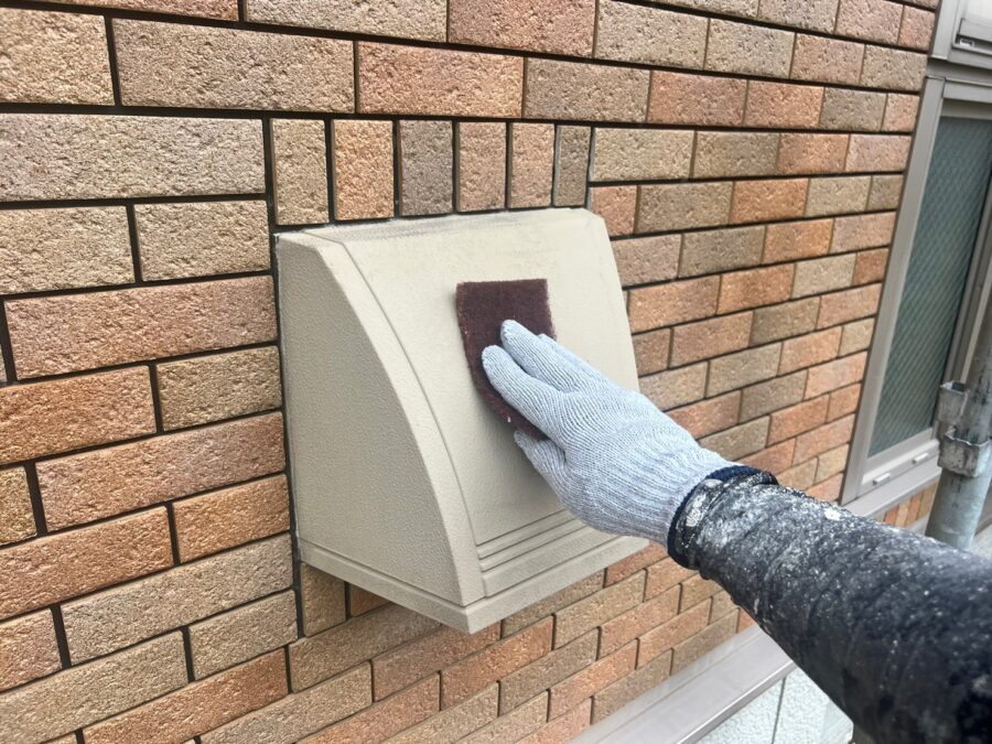 換気フード塗装下地処理