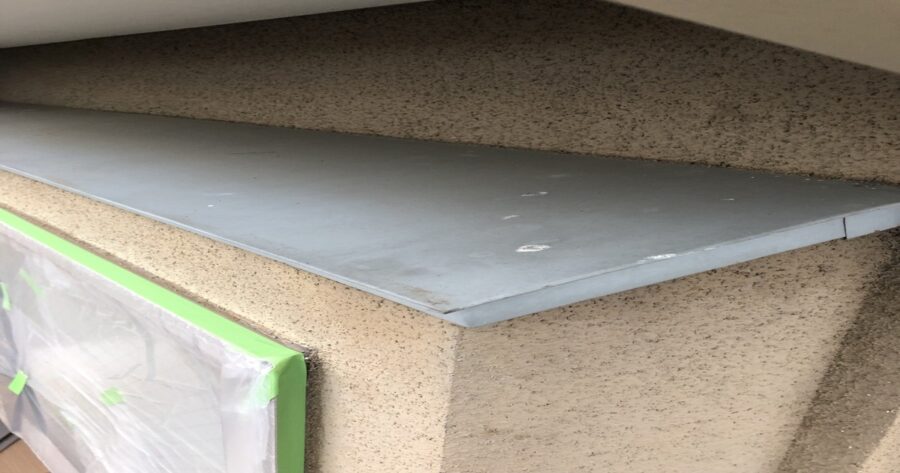 八王子市の出窓上板金塗装施工前