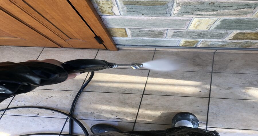 八王子市子安町 玄関土間高圧洗浄