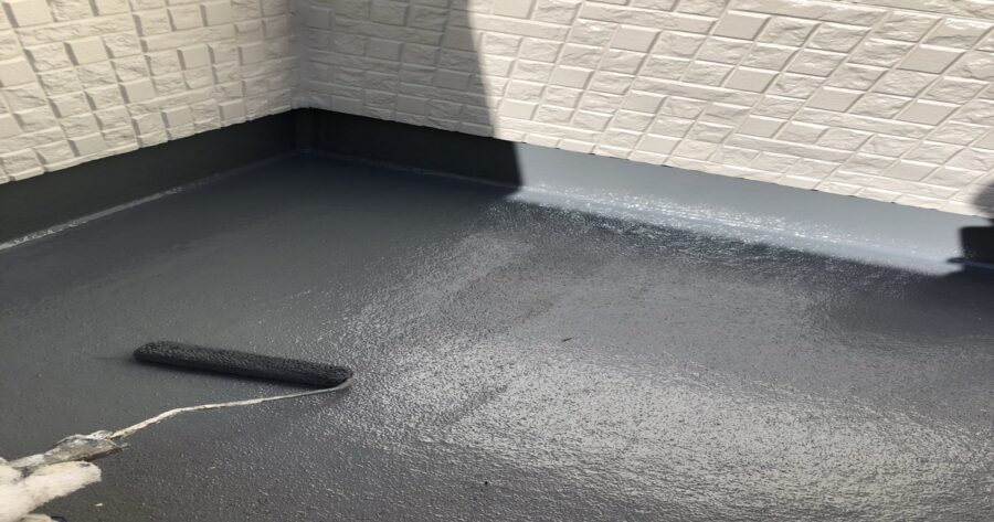 八王子市子安町 ベランダFRP防水トップコート塗装