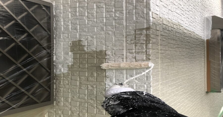 八王子市子安町 外壁下塗り1