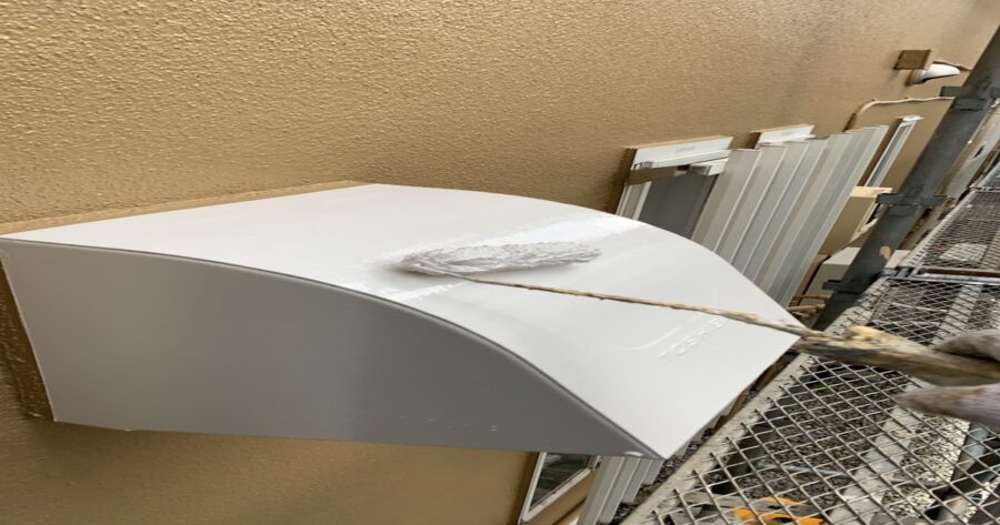 換気フード上塗り1回目