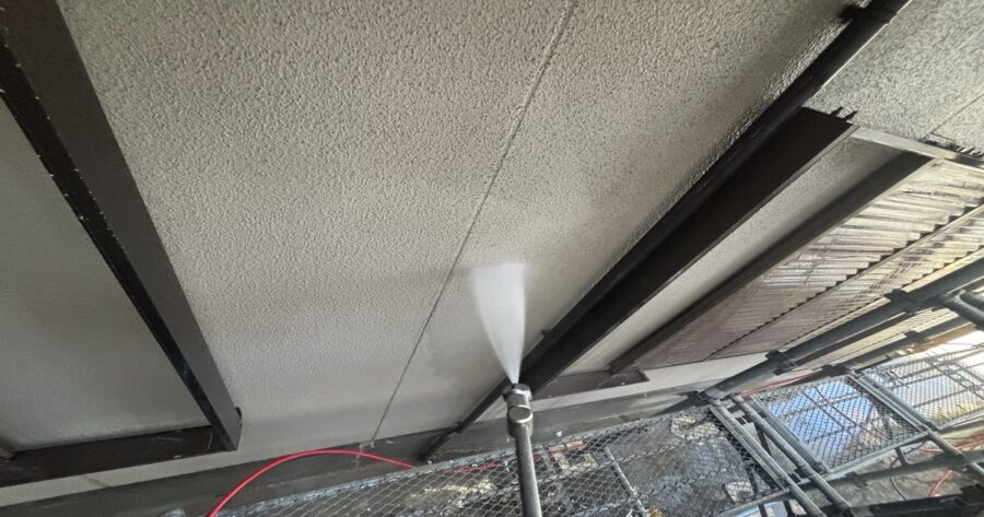 八王子市別所|外壁 高圧洗浄(塗装前の下準備)