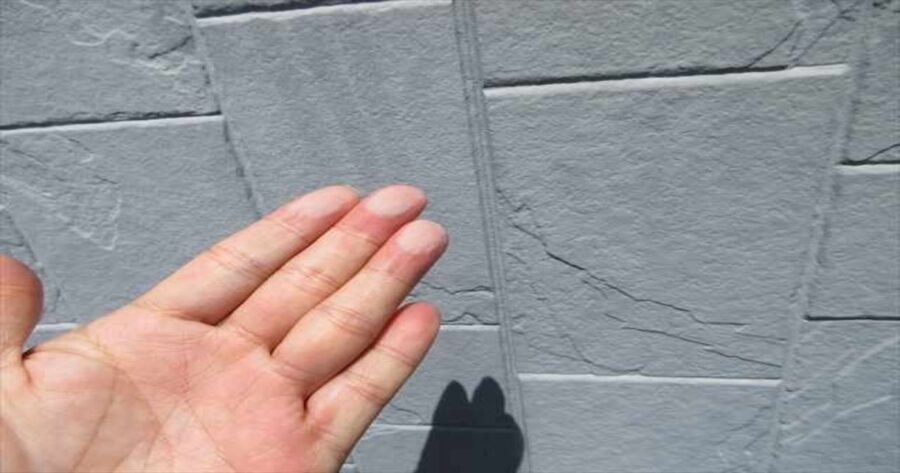 八王子市鑓水|外壁 チョーキング(塗り替えのサイン)