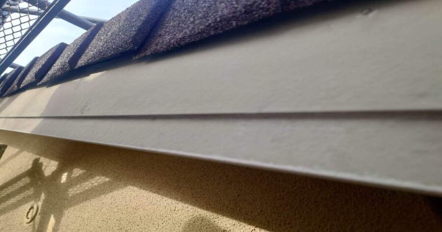 八王子市館町|破風板塗装 施工前