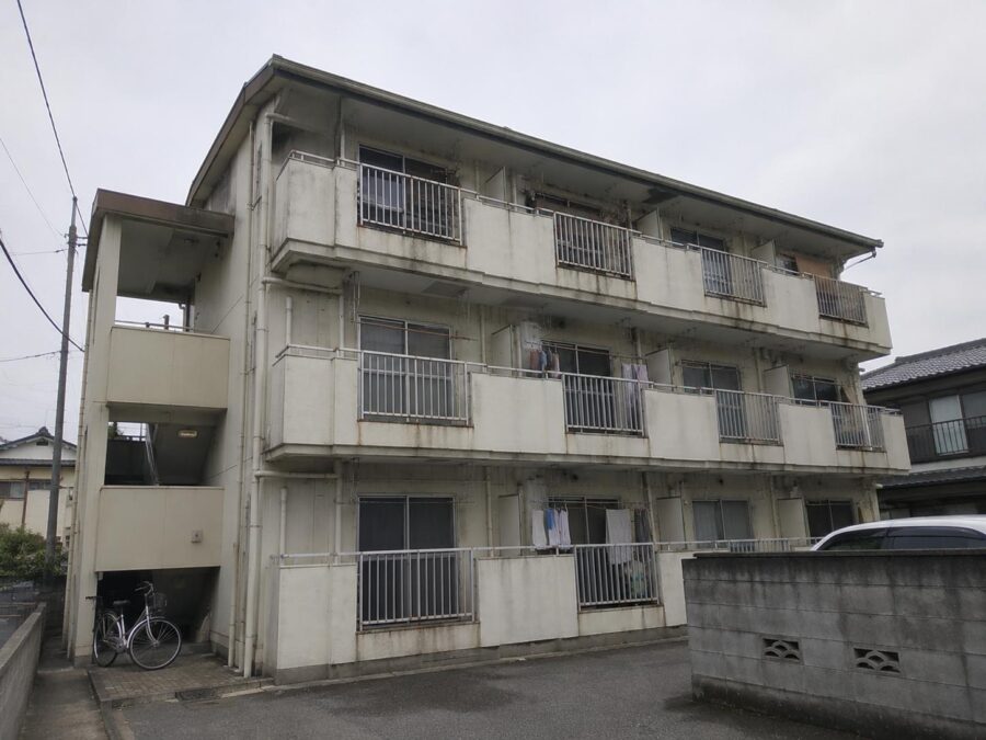 八王子市 3階建てRC造マンション 大規模修繕 施工前