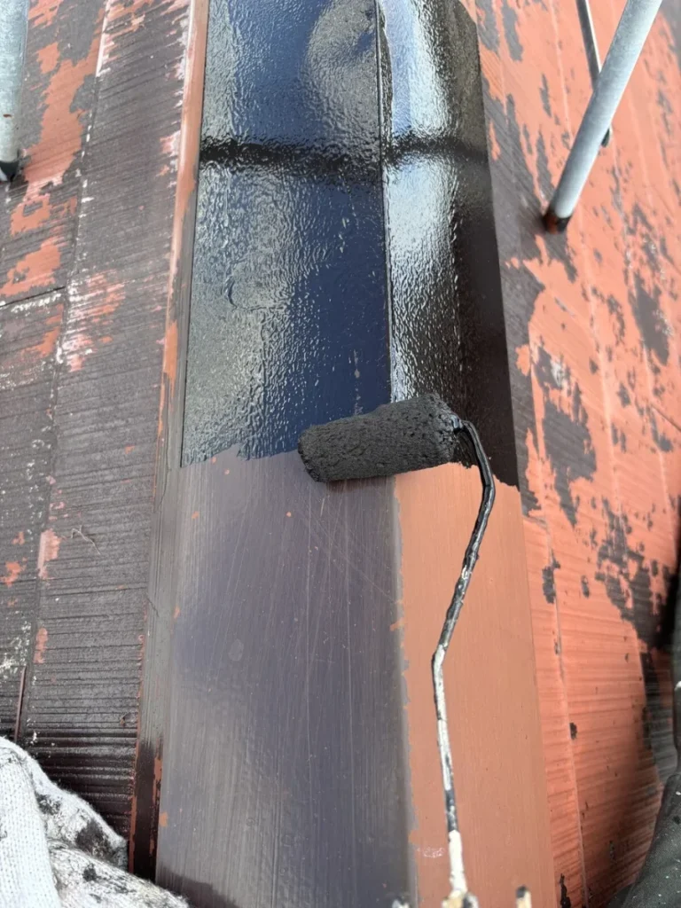 ridge-flashing-painting-02-ridge-rust-primer